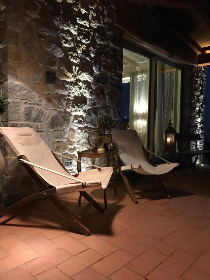 Le Lanterne Bed and Breakfast Villa dʼAlmè Exteriör bild