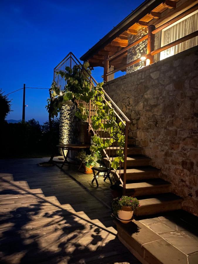 Le Lanterne Bed and Breakfast Villa dʼAlmè Exteriör bild